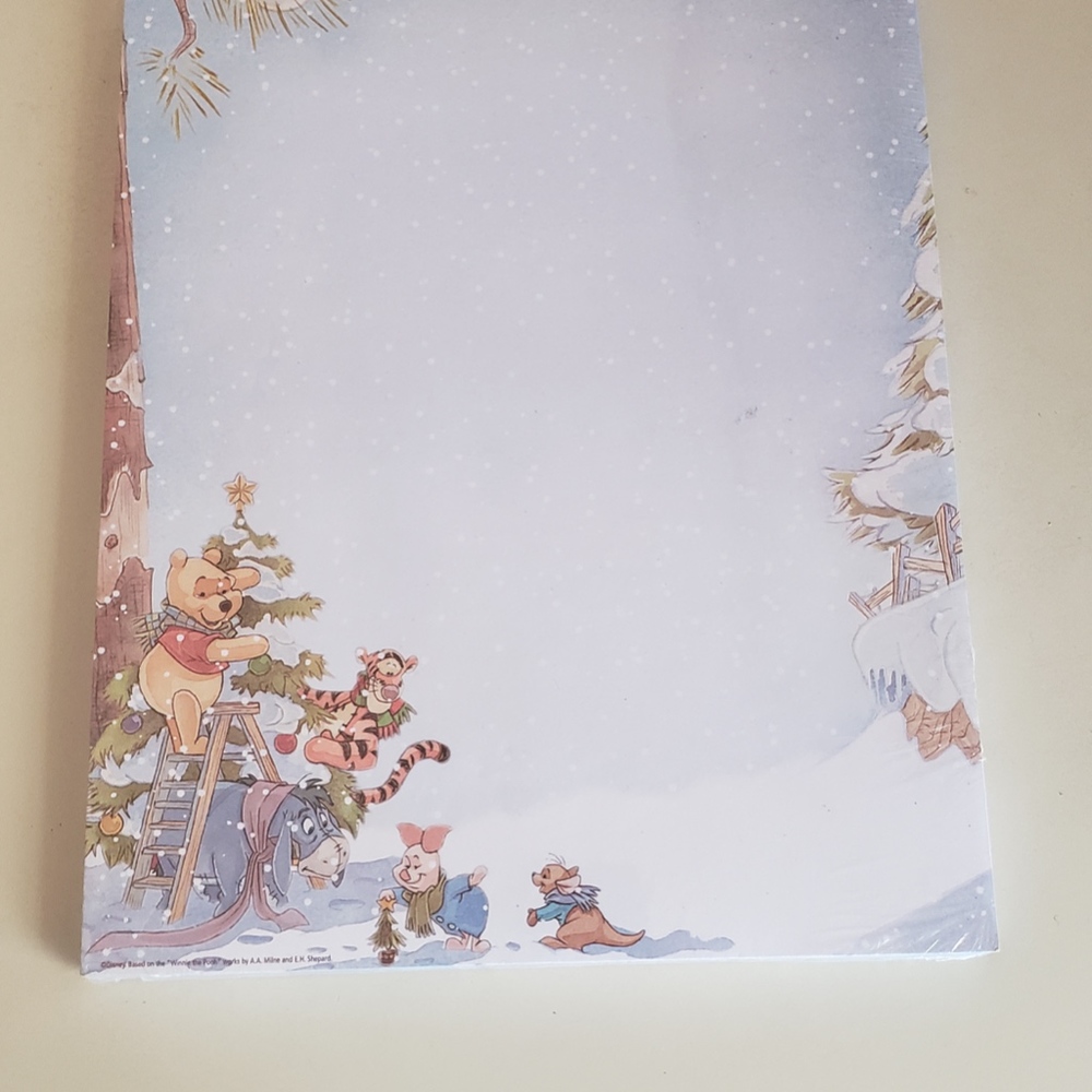 Christmas Winnie the Pooh Tigger 100 Ct Stationery - Picture 4 of 7